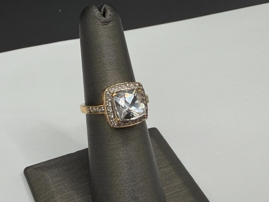 14K YELLOW GOLD SQUARE CUT QUARTZ FASHION RING WITH DIAMOND BORDER AROUND QUARTZ - 3