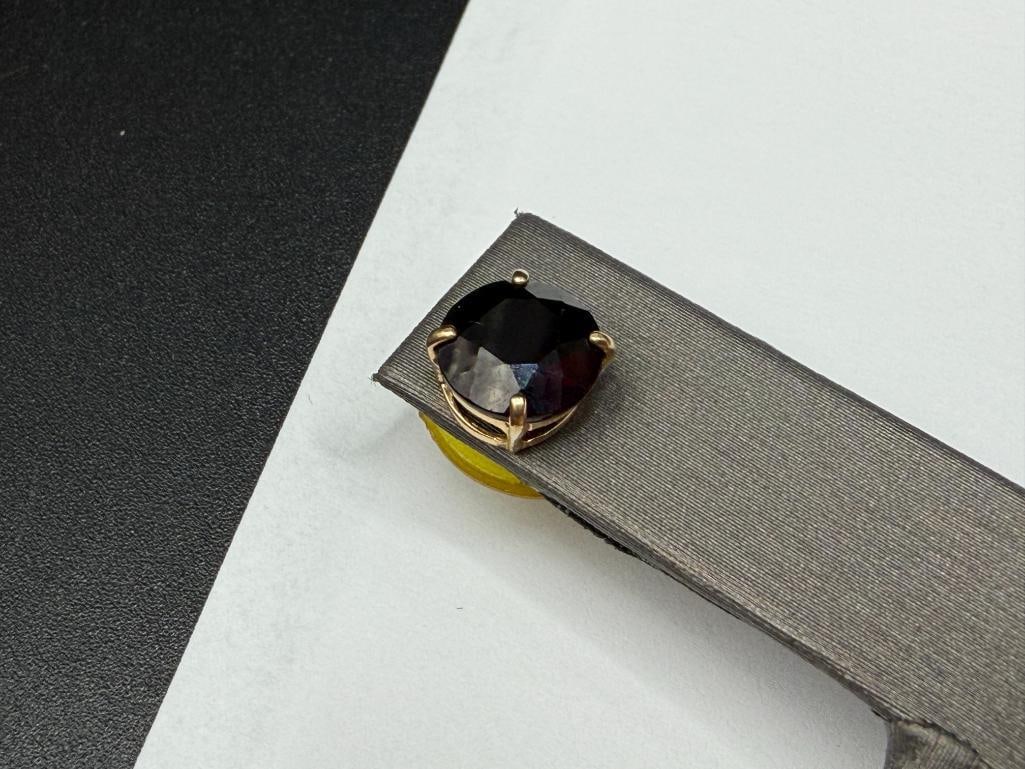 14K YELLOW GOLD ROUND CUT GARNET POST EARRINGS - 3