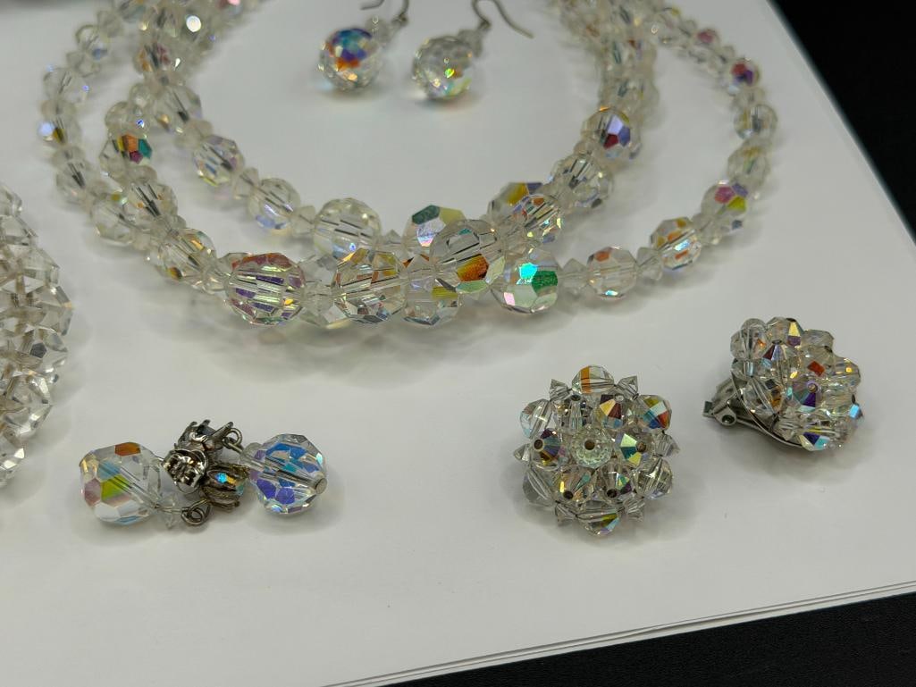 ASSORTED CRYSTAL AND RHINESTONE JEWELRY FEATURING A SIGNED PAIR OF CLIPBACKS EARRINGS BY LAGUNA - 6