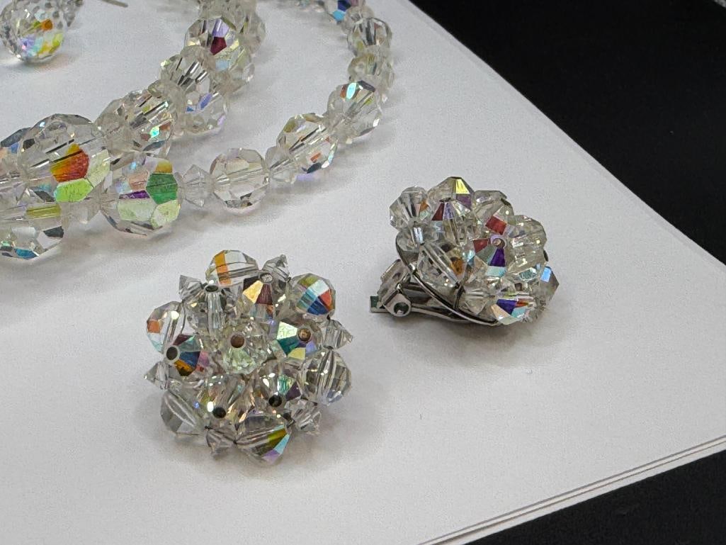 ASSORTED CRYSTAL AND RHINESTONE JEWELRY FEATURING A SIGNED PAIR OF CLIPBACKS EARRINGS BY LAGUNA - 7
