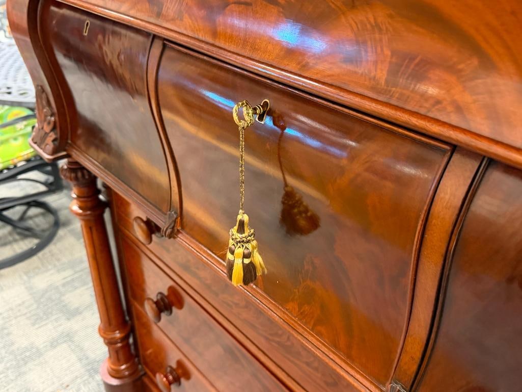 ANTIQUE VICTORIAN SCOTTISH OGEE CHEST OF DRAWERS CIRCA 19TH CENTURY - 8