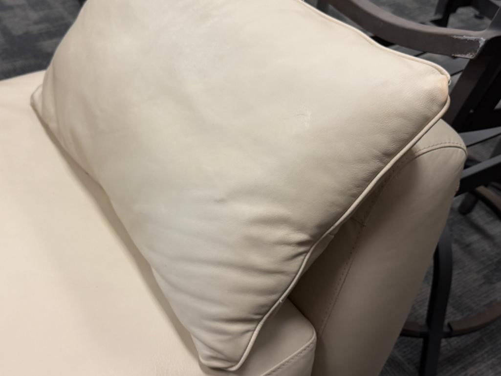 CONTEMPORAR MODERN CREAM COLORED LEATHER CHAISE LOUNGE - 4