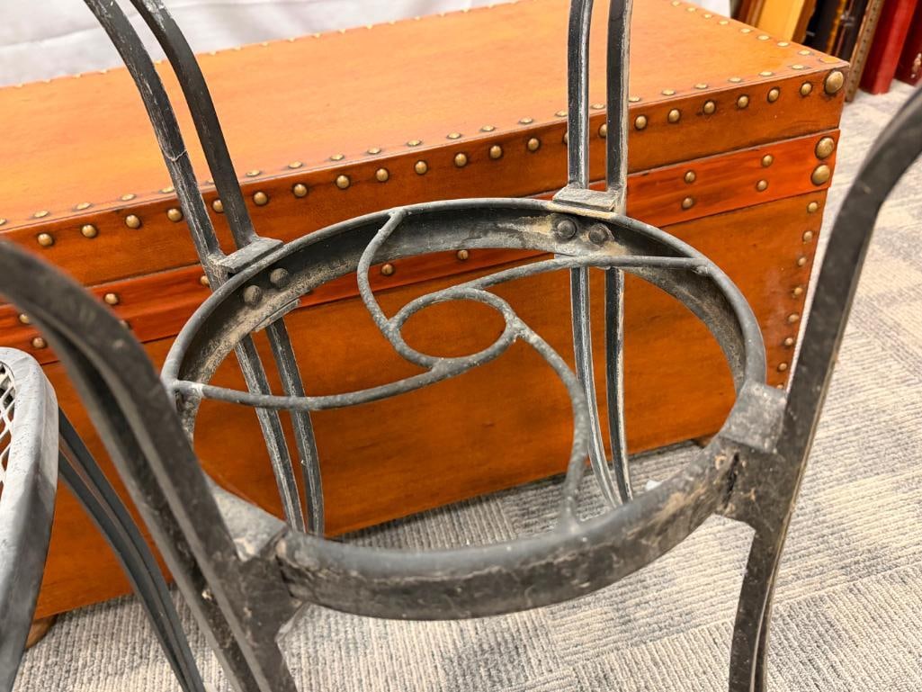 THREE PIECE OUTDOOR / GARDEN MESH BISTRO SET - 12