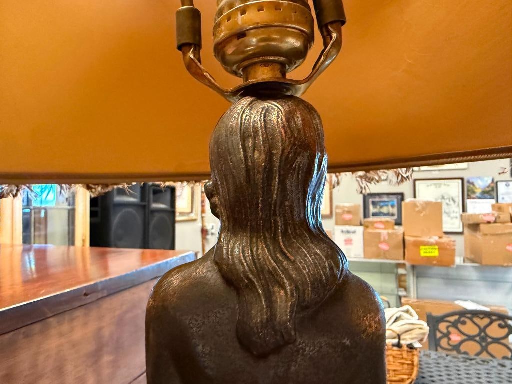 VINTAGE HULA GIRL DANCER FIGURAL TABLE LAMP WITH REAL FEATHER SHADE - 10