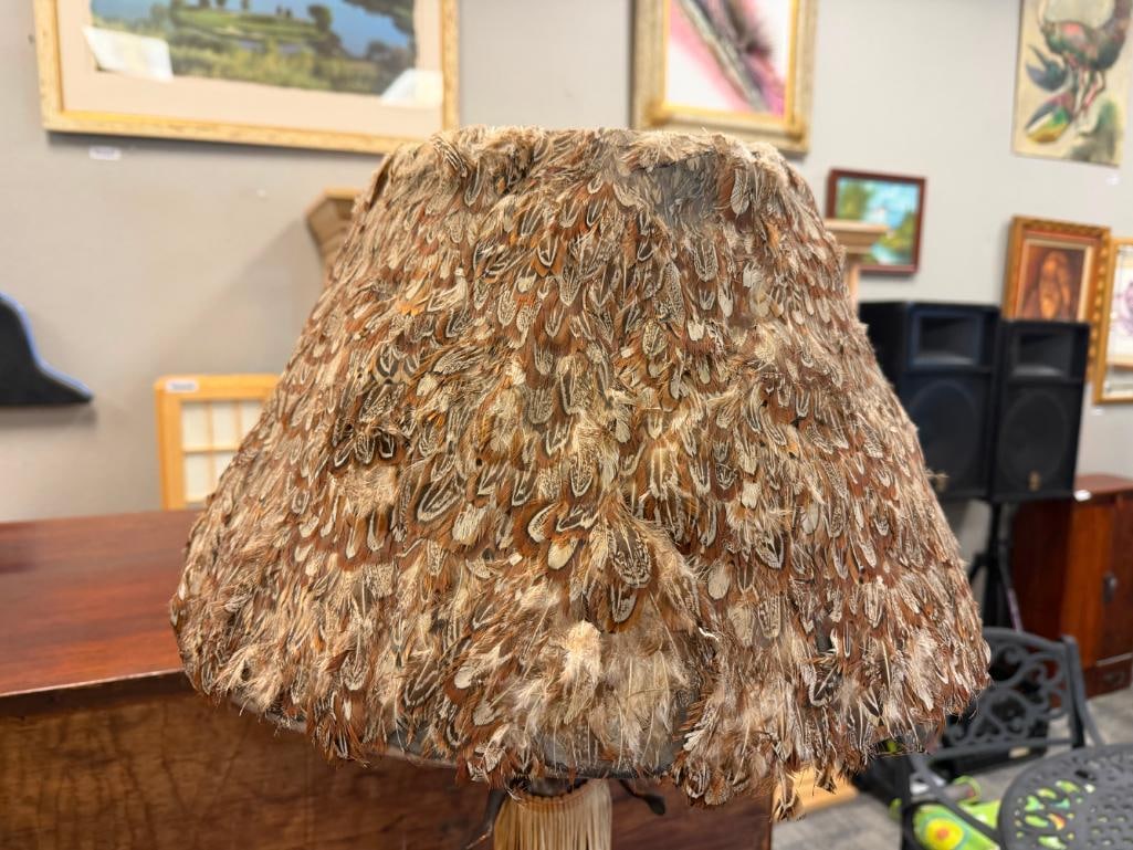 VINTAGE HULA GIRL DANCER FIGURAL TABLE LAMP WITH REAL FEATHER SHADE - 6