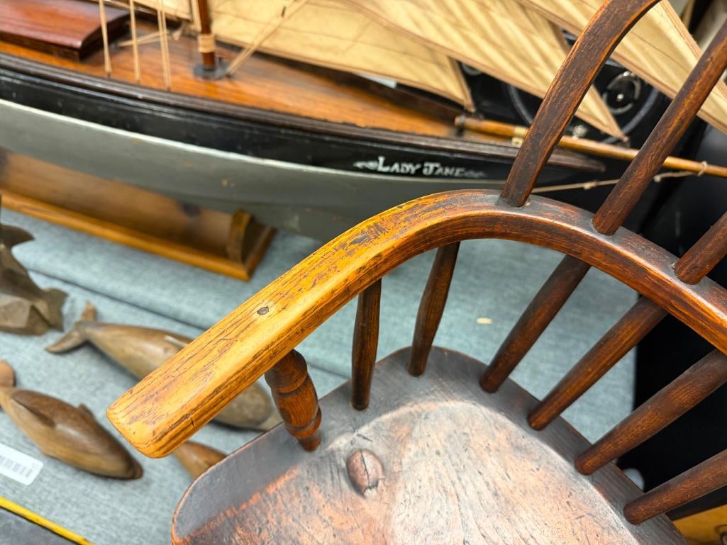 ANTIQUE ENGLISH OAK CHILDRENS WINDSOR STYLE CHAIR - 5