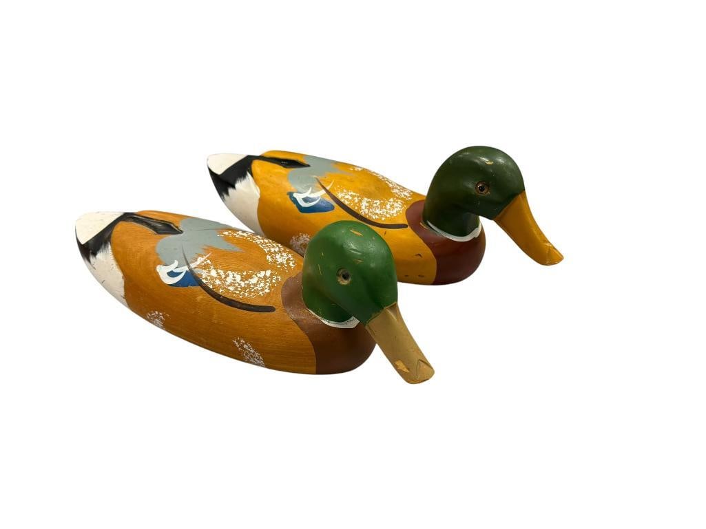 VINTAGE HAND PAINTED DECORATIVE WOODEN DUCK DECOYS (1 of 13)
