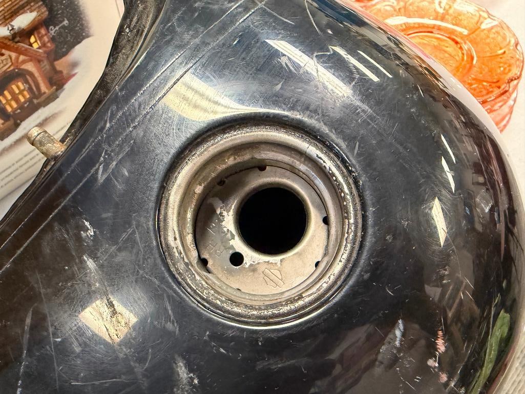 1998 HARLEY-DAVIDSON FXSTC RIGHT HALF TANK VIVID BLACK - 6