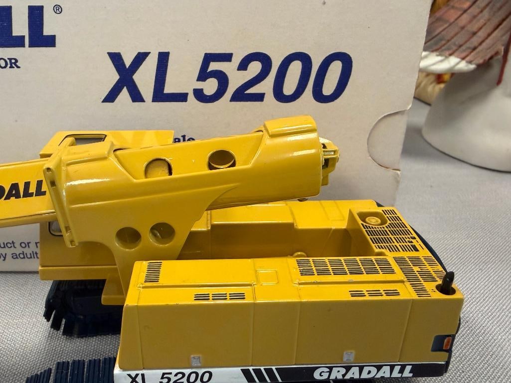 GRADALL XL5200 1/50 DIE-CAST HYDRAULIC EXCAVATOR CONSTRUCTION TOY LIMITED EDITION - 5