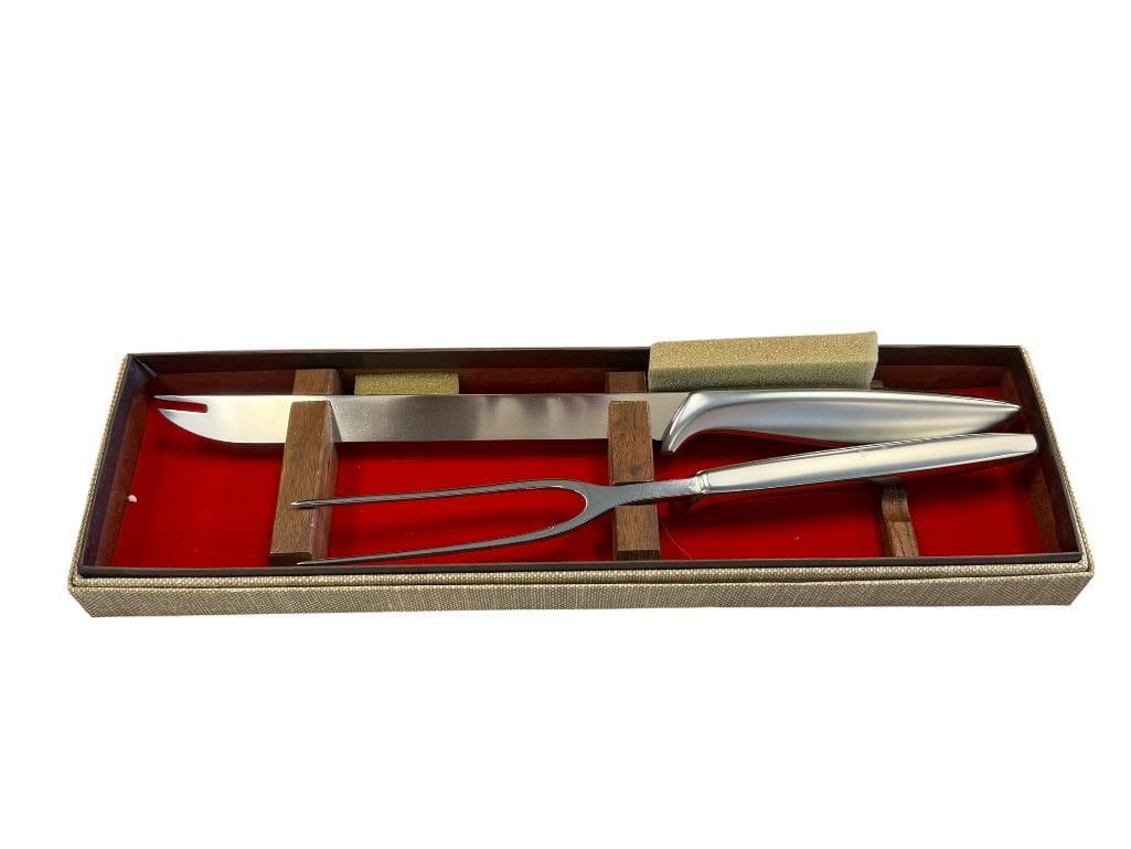 GERBER SIEGFRIED TWO-PIECE STAINLESS STEEL CUTLERY SET: LIKE-NEW CONDITION WITH ORIGINAL BOX AND PAMPHLET 10 1/2" FORK, 13" KNIFE
