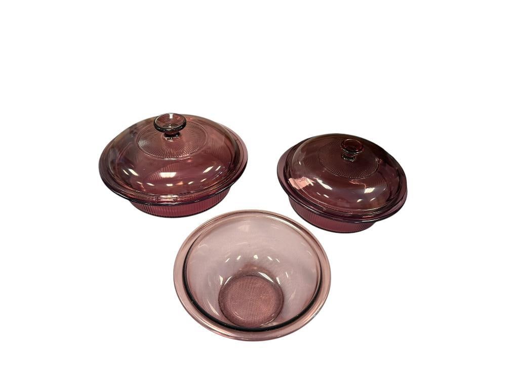 PYREX CRANBERRY VISIONS GLASS SERVING / CASSEROLE DISHES: INCLUDES TWO LIDS 7", 8", AND 9"