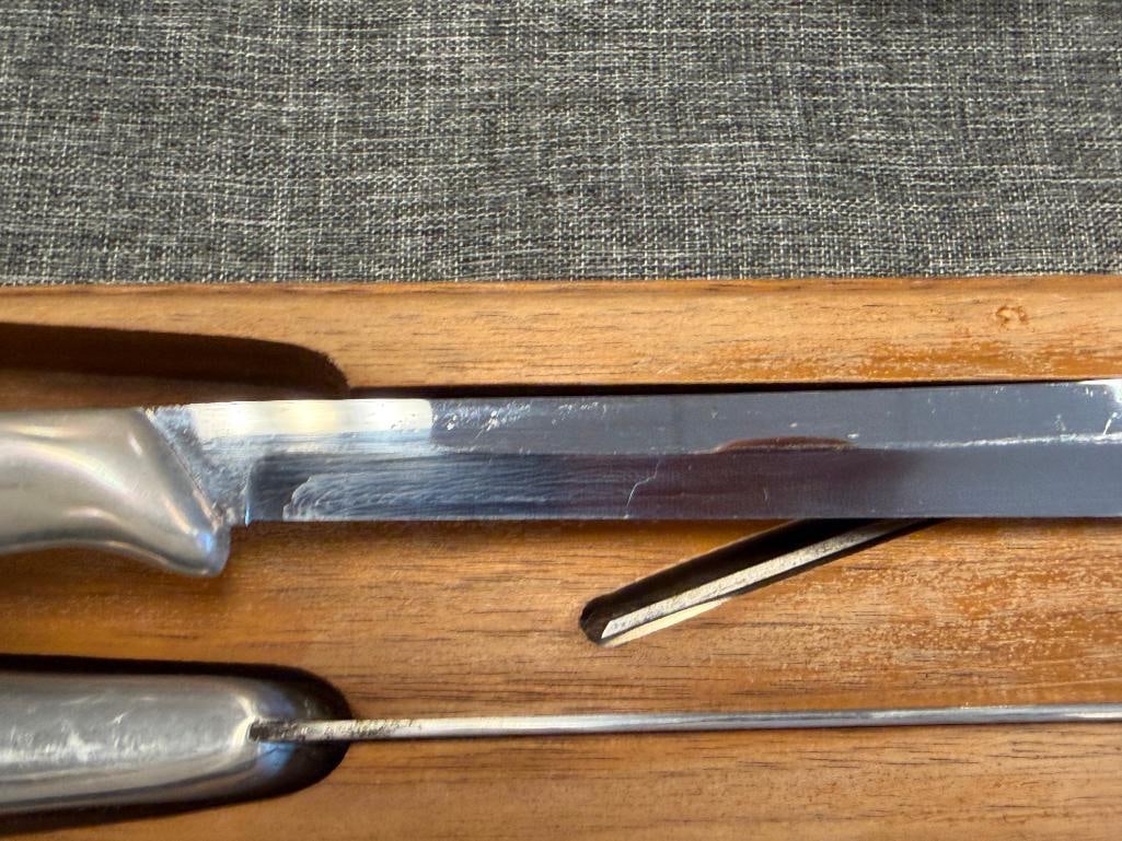 VINTAGE CASE XX THREE PIECE CARVING / CUTLERY SET - 4