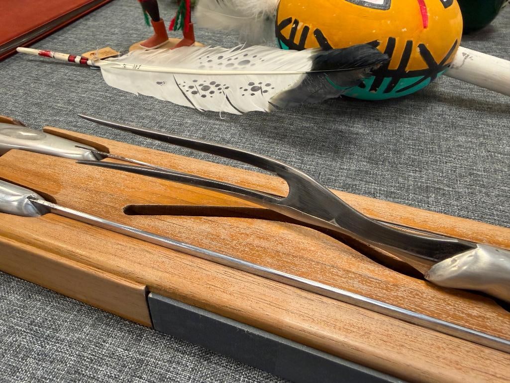 VINTAGE CASE XX THREE PIECE CARVING / CUTLERY SET - 9
