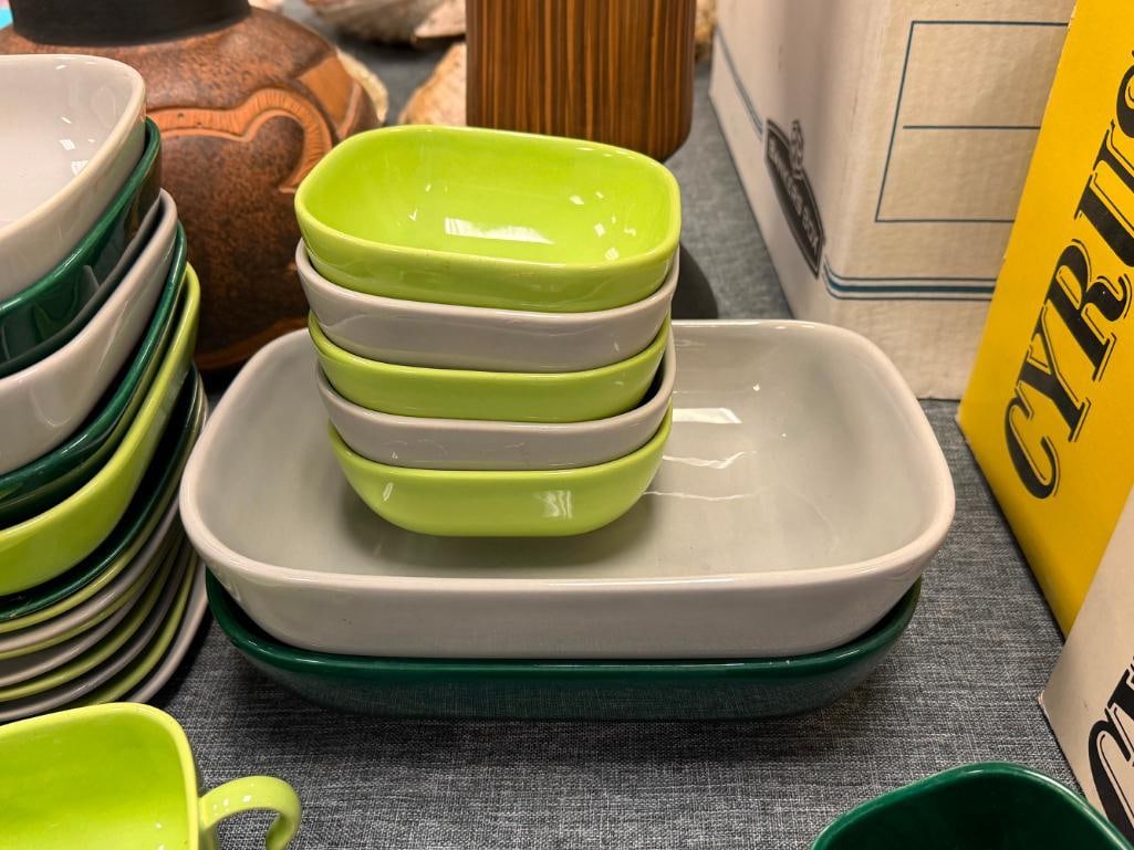 VINTAGE FRANCISCAN WARE TEMPO EARTHENWARE CHINA SPROUT COLORS CIRCA 1950'S - 12