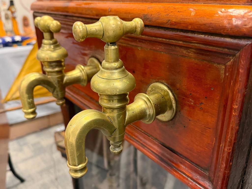 19TH CENTURY ENGLISH BRASS BEER TAP MAHOGANY CABINET WITH BRASS AND PORCELAIN HARDWARE - 13
