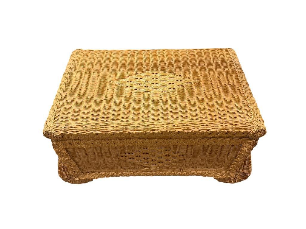 WOVEN WICKER HINGED TOP STORAGE CHEST WITH HANDLES: NO MAJOR FRAYING 24" X 15" X 13"