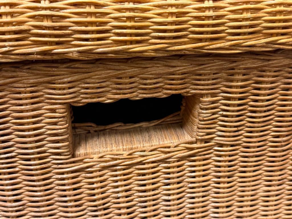 WOVEN WICKER HINGED TOP STORAGE CHEST WITH HANDLES - 5