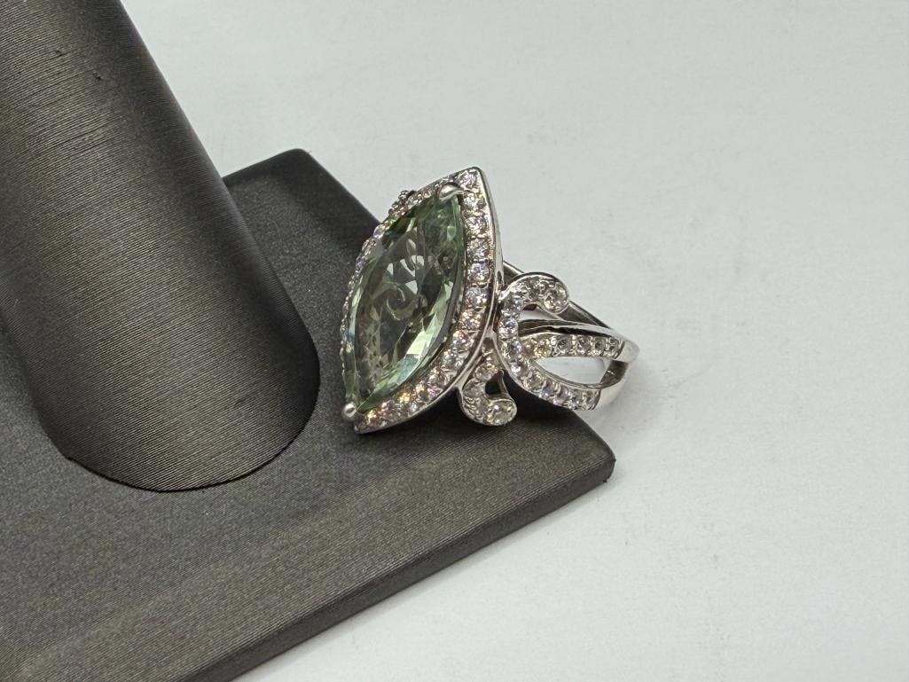 STERLING SILVER MARQUISE GREEN QUARTZ AND ROUND CUT CZ FASHION RING - 3