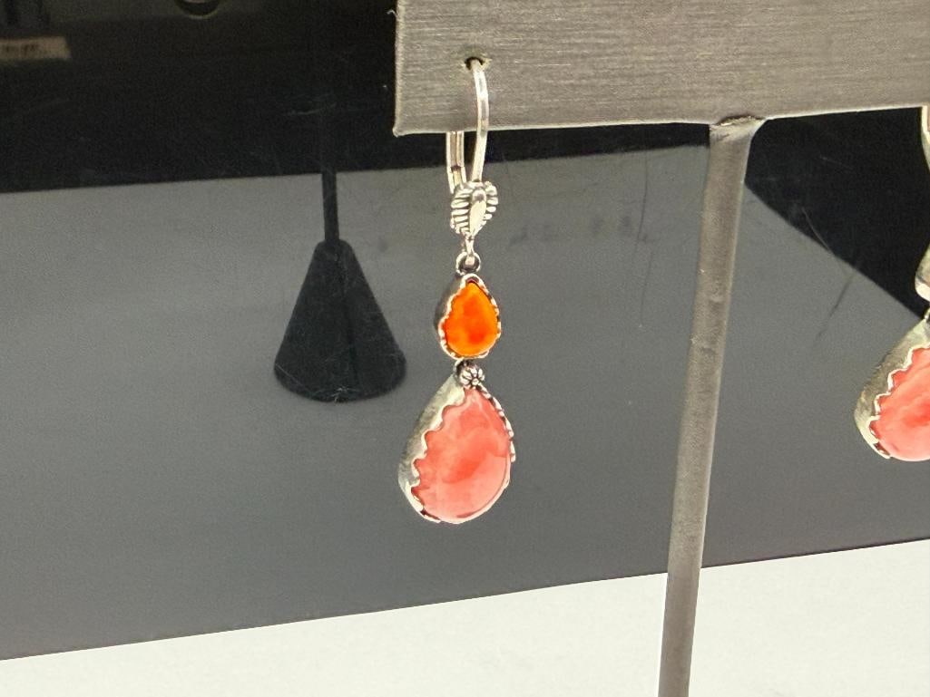 STERLING SILVER DESIGNER SIGNED ROSE QUARTZ AND SPINY OYSTER CABOCHON DANGLE EARRINGS - 2