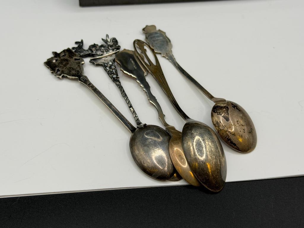 FIVE VINTAGE STERLING SILVER SOUVENIR SPOONS INCLUDING MOSTLY EUROPEAN PLACES SUCH AS LONDON - 7