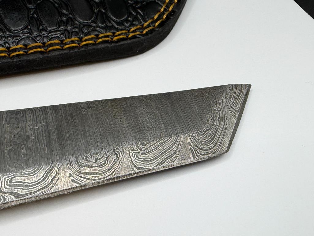 DAMASCUS STEEL FIXED BLADE KNIFE FEATURING FULL TANG AND CLEAVER SHAPED BLADE - 3