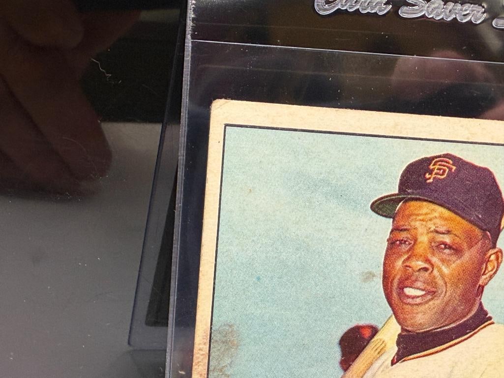 1963 TOPPS #300 WILLIE MAYS BASEBALL CARD - 7