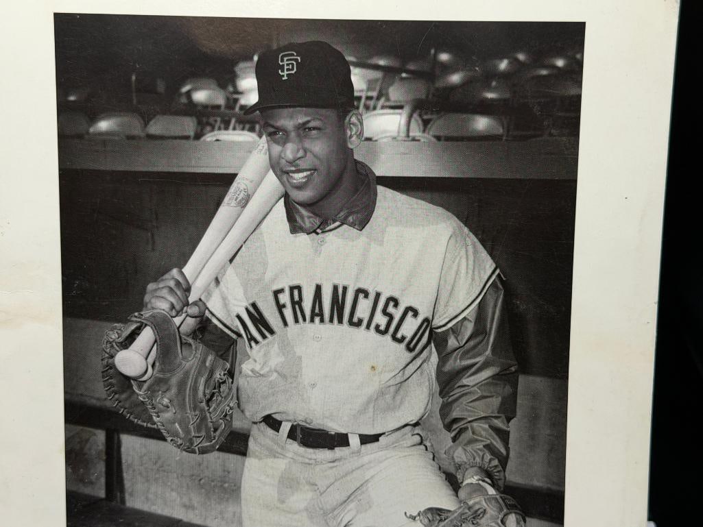 AUTOGRAPHED ORLANDO CEPEDA " ORLANDO CEPEDA THE BABY BULL " BOOK - 2