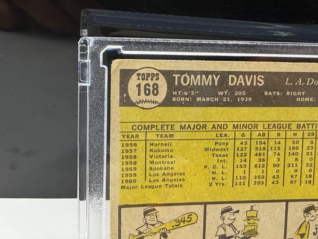 AUTOGRAPHED 1961 TOPPS #168 TOMMY DAVIS ALL-STAR ROOKIE BASEBALL CARD - 10