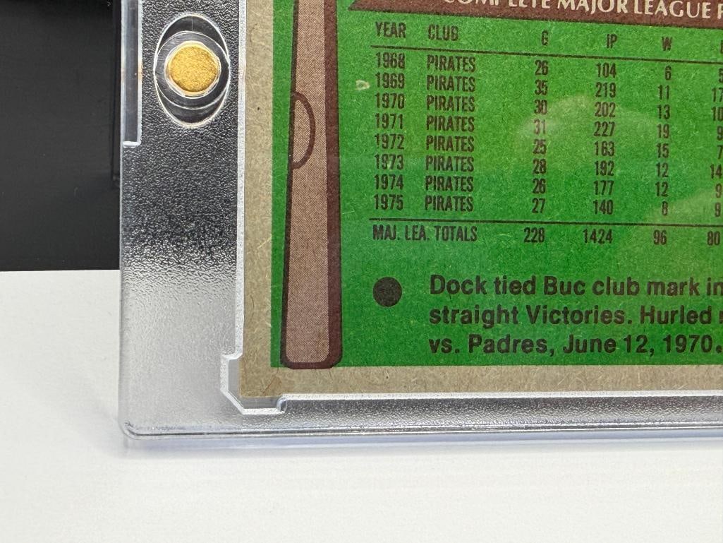 AUTOGRAPHED 1976 TOPPS #528 DOCK ELLIS BASEBALL CARD - 10