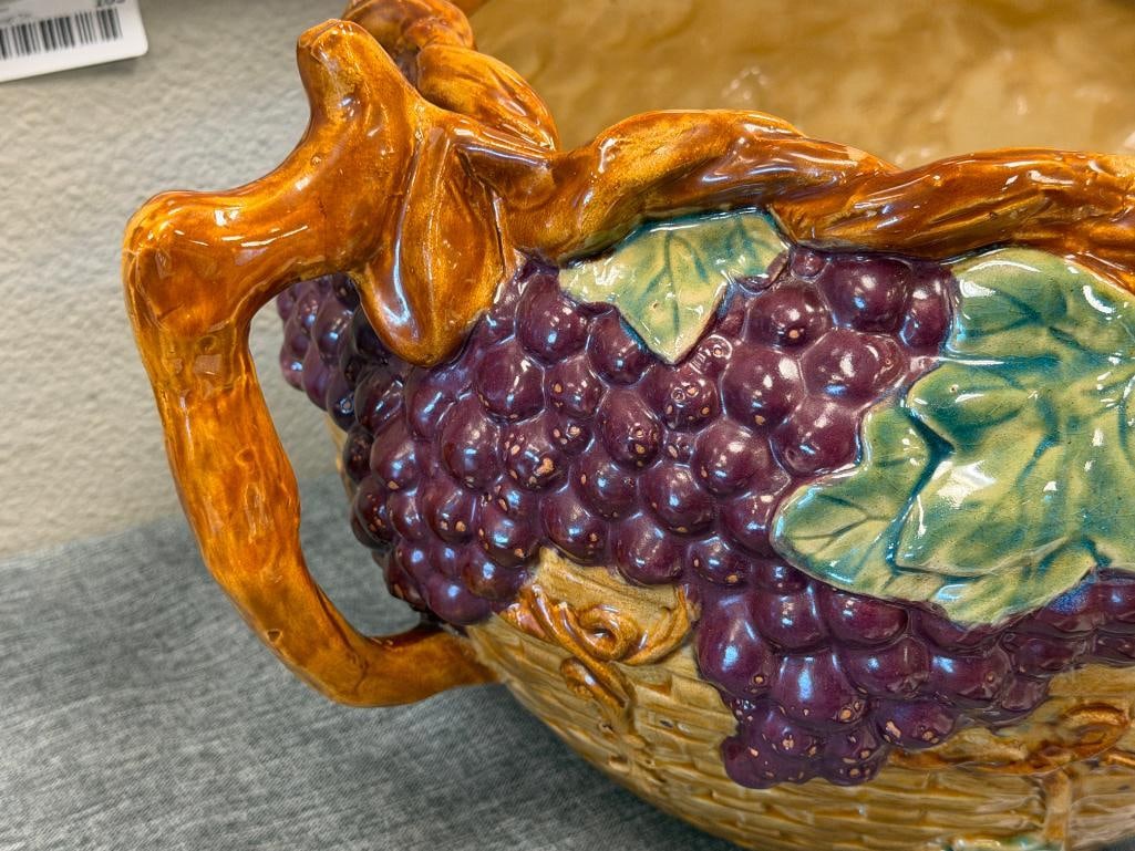 LARGE CERAMIC WOVEN BASKET WITH GRAPEVINE RIM ANF VINE RIM WIITH APPLIED HANDLES - 5