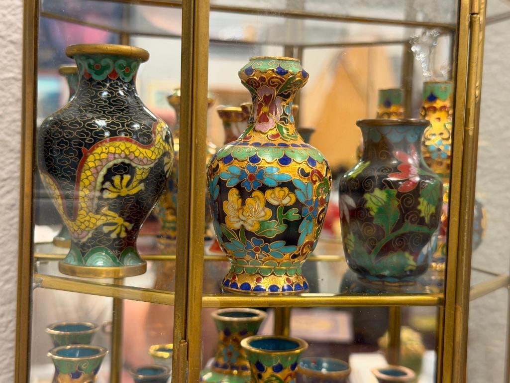 COLLECTION OF 17 MINIATURE CLOISONNE ENAMELED CHINESE BUD VASES WITH MIRRORED GLASS CABINET - 3