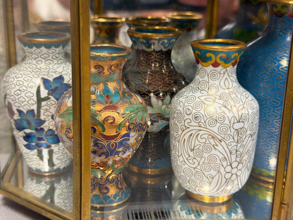 COLLECTION OF 17 MINIATURE CLOISONNE ENAMELED CHINESE BUD VASES WITH MIRRORED GLASS CABINET - 6