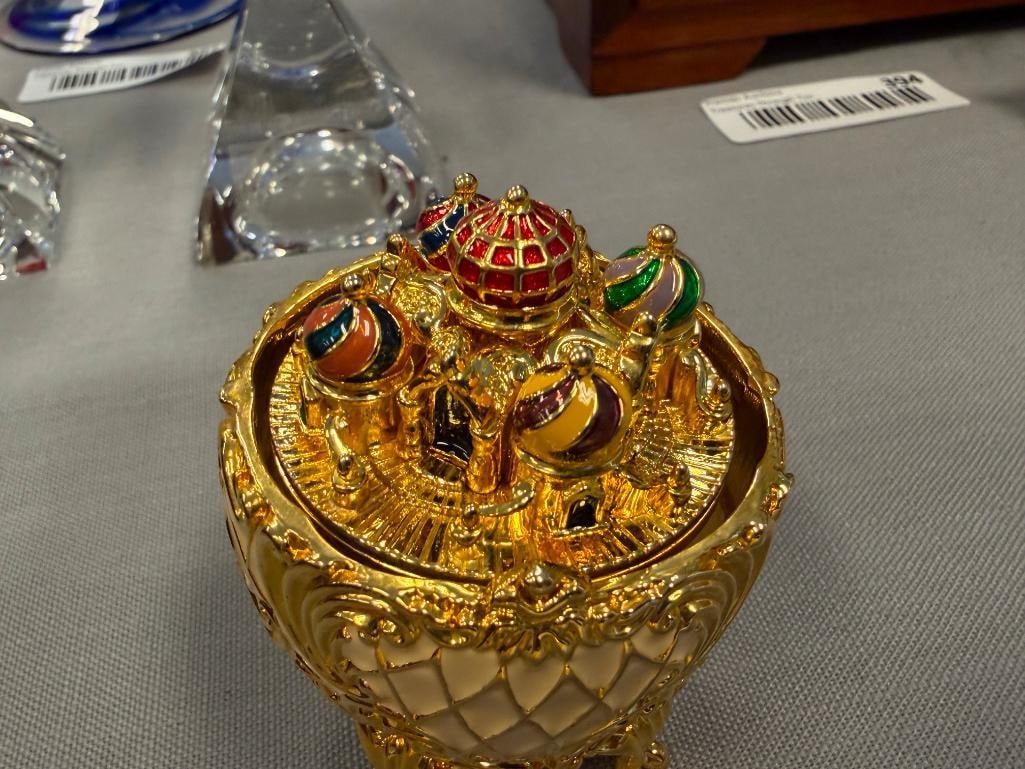 JOAN RIVERS IMPERIAL TREASURES II THE MUSICAL PALACE EGG INSPIRED BY RUSSIAN EASTER EGGS - 6