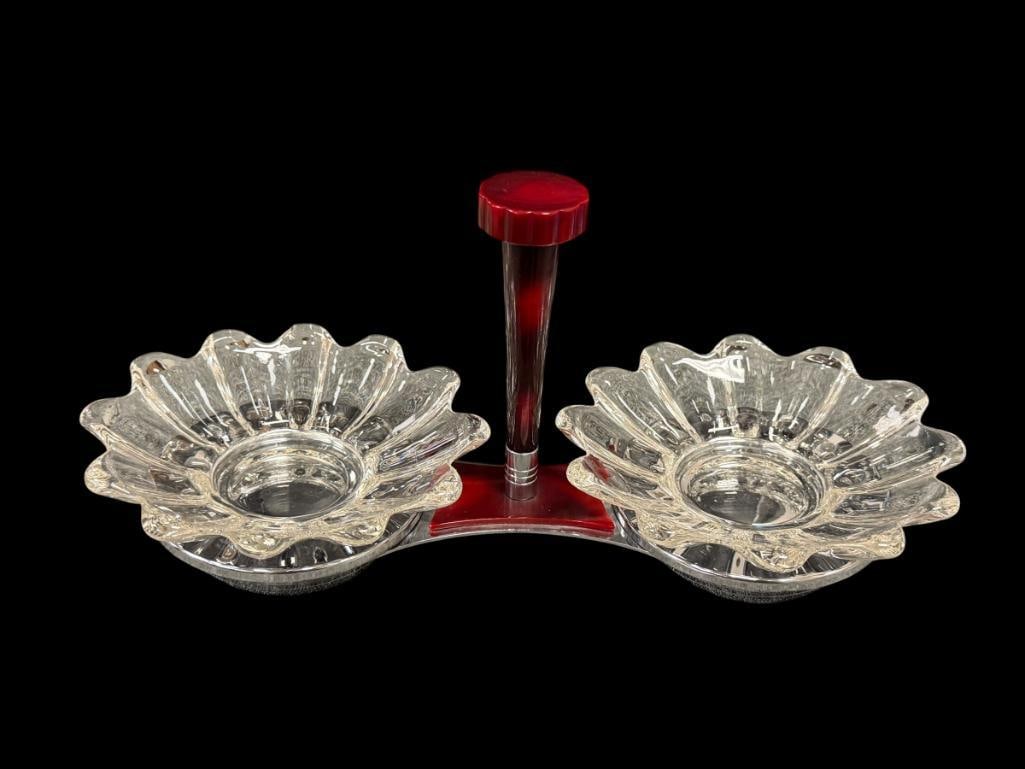 MID-CENTURY GOURMATES BY GLO HILL CHROME AND BAKELITE SERVER WITH GLASS DISHES: CHROME FINISH SERVER WITH RED COLORED BAKELITE HANDLE WITH STARBURST STYLE GLASS BOWLS, ORIGINAL LABEL ON THE BOTTOM, NEAR EXCELLENT CONDITION 12 1/2" L