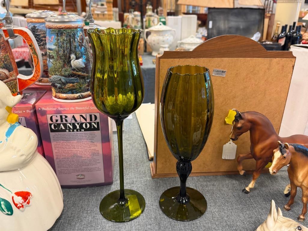 VINTAGE EMPOLI HUNTER / OLIVE / AVOCADO GREEN GLASS PEDESTAL VOTIVE / VASES - 2