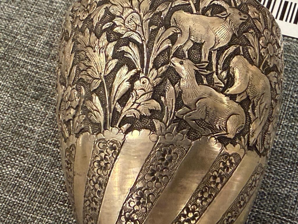 ANTIQUE PERSIAN / IRANIAN STERLING SILVER REPOUSSE URN WITH INTRICATE DESIGN 163 GRAMS - 5