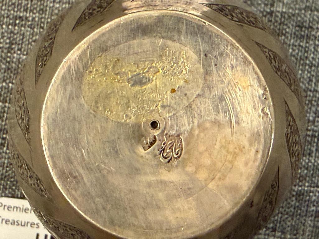 ANTIQUE PERSIAN / IRANIAN STERLING SILVER REPOUSSE URN WITH INTRICATE DESIGN 163 GRAMS - 8