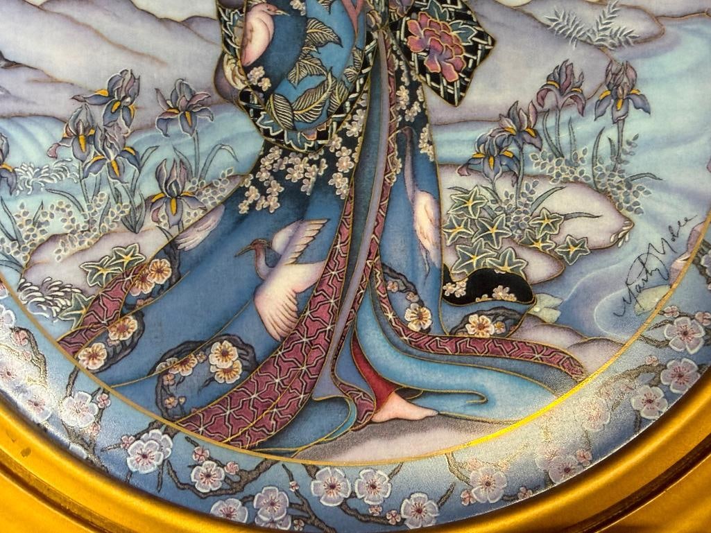 ROYAL DOULTON THE FRANKLIN HEIRLOOM PORCELAIN BONE CHINA PLATES DESIGNED BY MARTY NOLLE - 12
