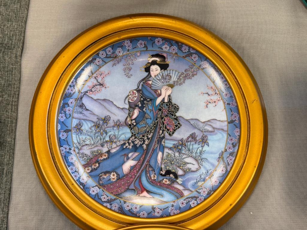 ROYAL DOULTON THE FRANKLIN HEIRLOOM PORCELAIN BONE CHINA PLATES DESIGNED BY MARTY NOLLE - 9