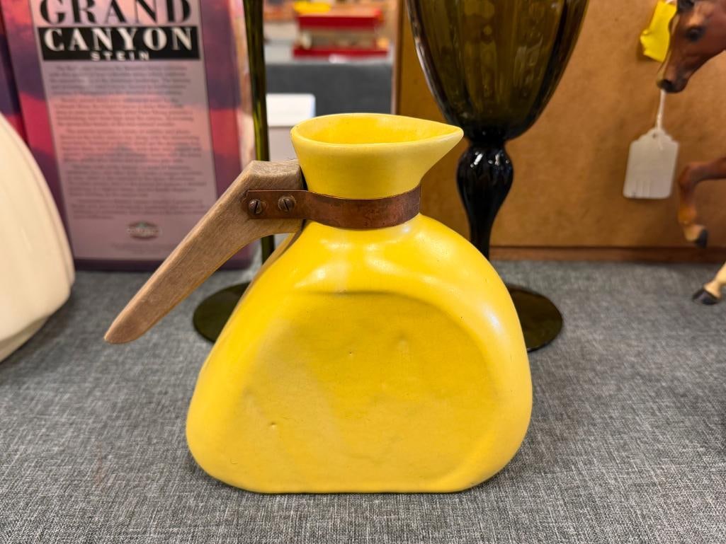 MID-CENTURY CERAMIC YELLOW GLAZED CARAFE WITH WOOD HANDLE ATTACHED BY COPPER BAND - 2