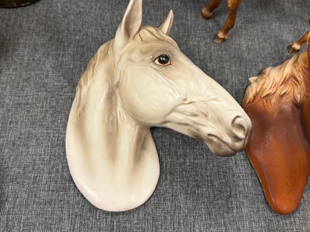 BREYER COLLECTIBLE WESTERN HORSE TOYS AND NORCREST VINTAGE CERAMIC WALL DECOR HORSE BUSTS - 3