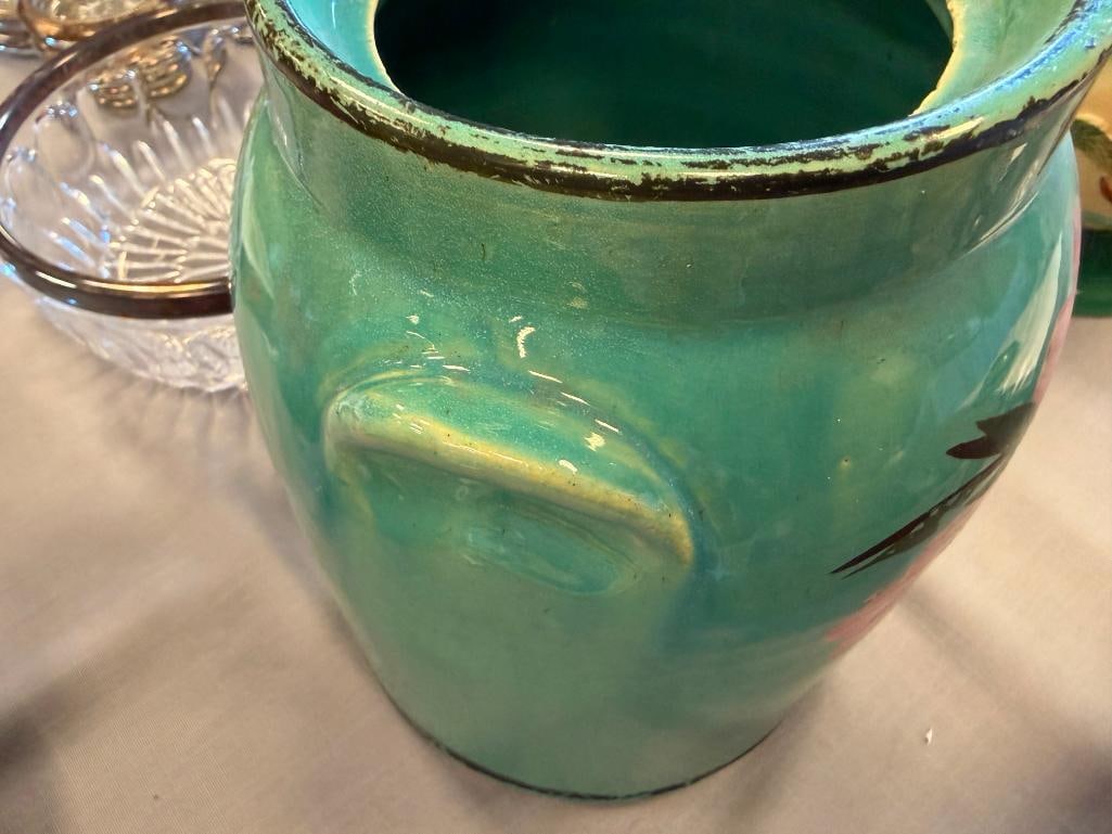 VINTAGE STONEWARE POTTERY CROCK SHAPED COOKIE JAR WITH HAND PAINTED FLORAL MOTIF - 9