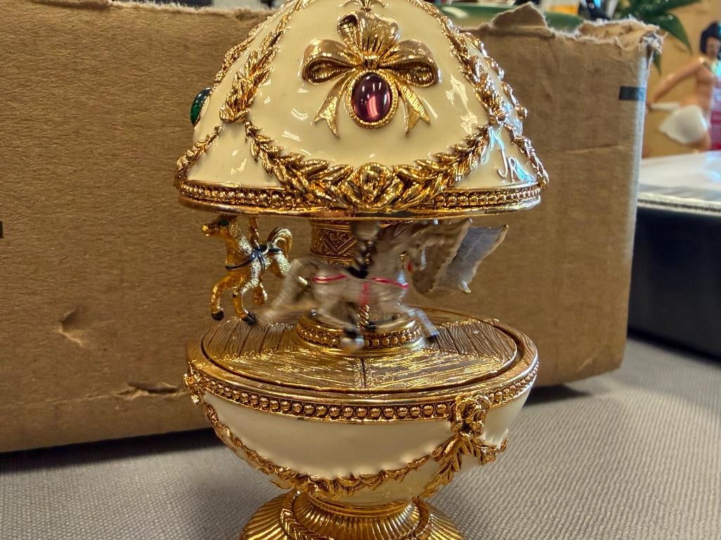 JOAN RIVERS IMPERIAL TREASURES III THE CAROUSEL EGG INSPIRED BY FABERGE - 5