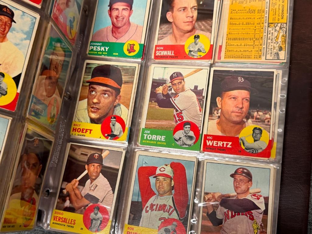 1963 TOPP BASEBALL CARD SET NEAR COMPLETE WITH STARS, HALL OF FAMERS, ROOKIE CARDS - 7
