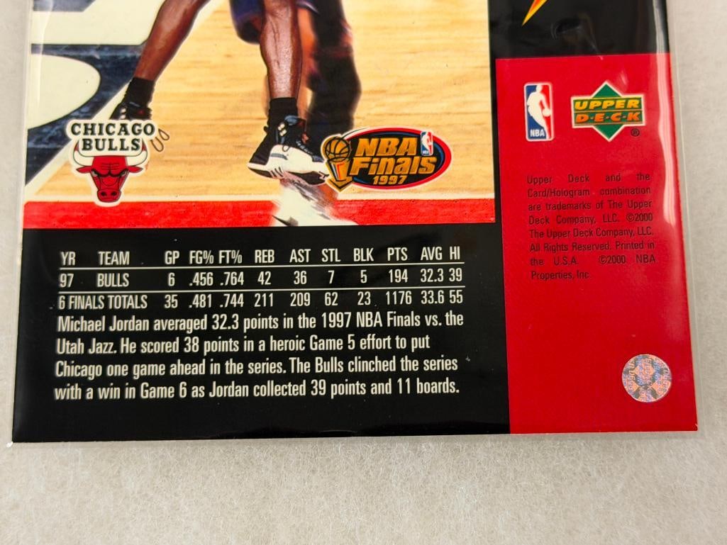 2000 UPPER DECK MICHAEL JORDAN LARGE FORMT GATORADE CARDS 6/12 CARDS - 11