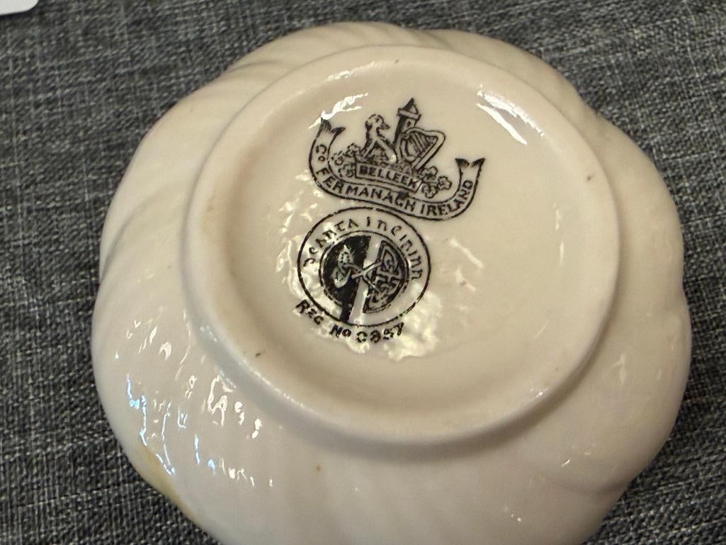 BELLEEK FINE PARIAN CHINA MATCHING CREAMER AND SUGAR RIBBON AND BOW BLACK LABEL - 6
