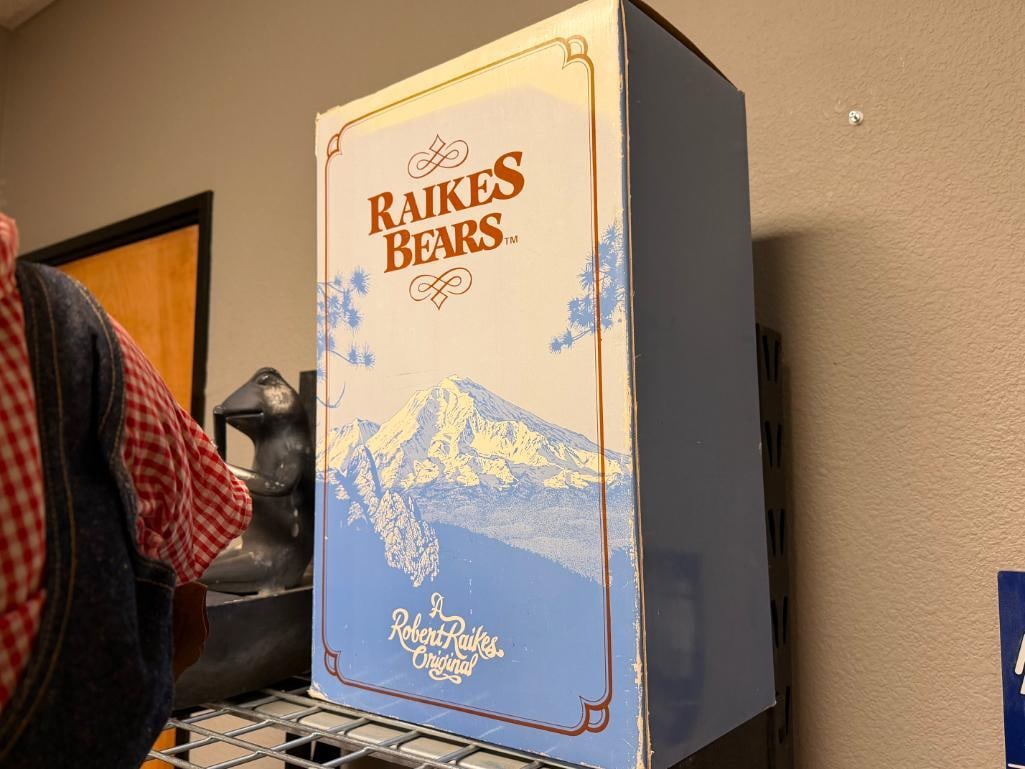 ROBERT RAIKES LIMITED EDITION TEDDY BEARS W/ WOOD ACCENTS INCLUDING 5446 HUCKLE BEAR AND 5468 DAISY - 11