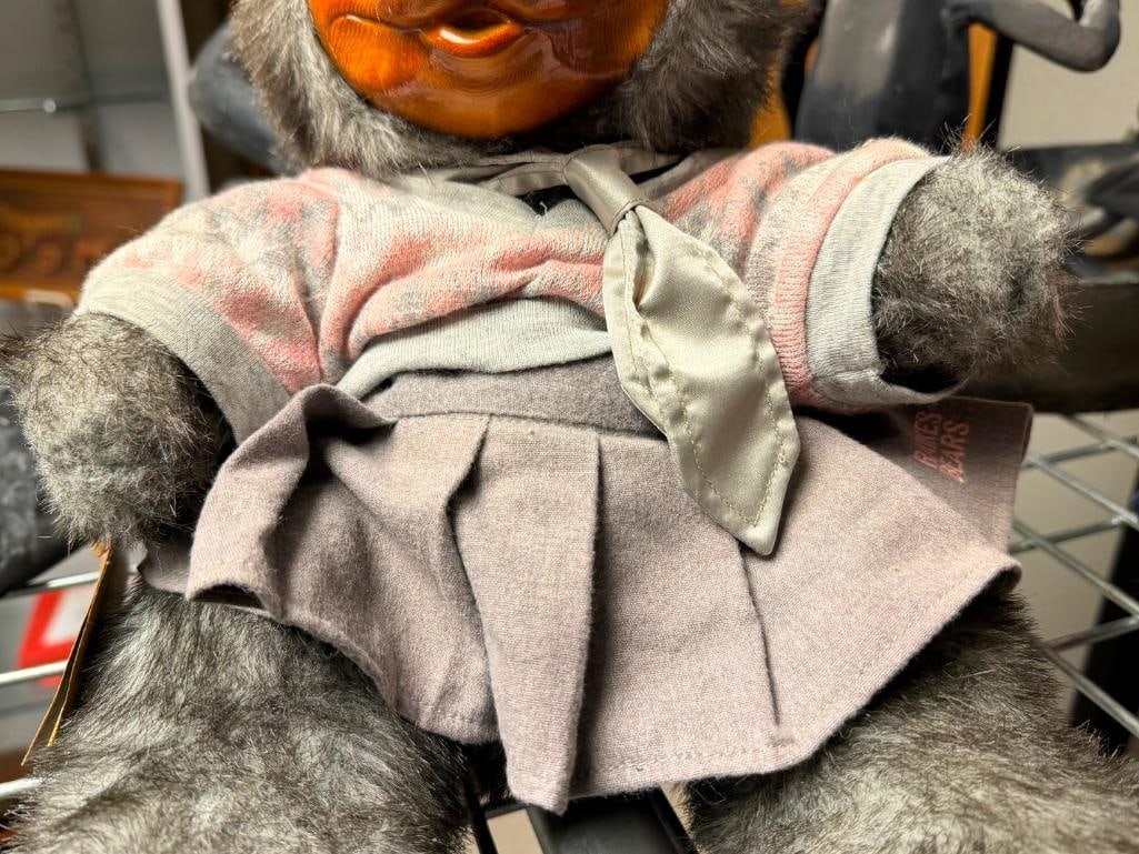 ROBERT RAIKES LIMITED EDITION TEDDY BEARS W/ WOOD ACCENTS INCLUDING 5446 HUCKLE BEAR AND 5468 DAISY - 4