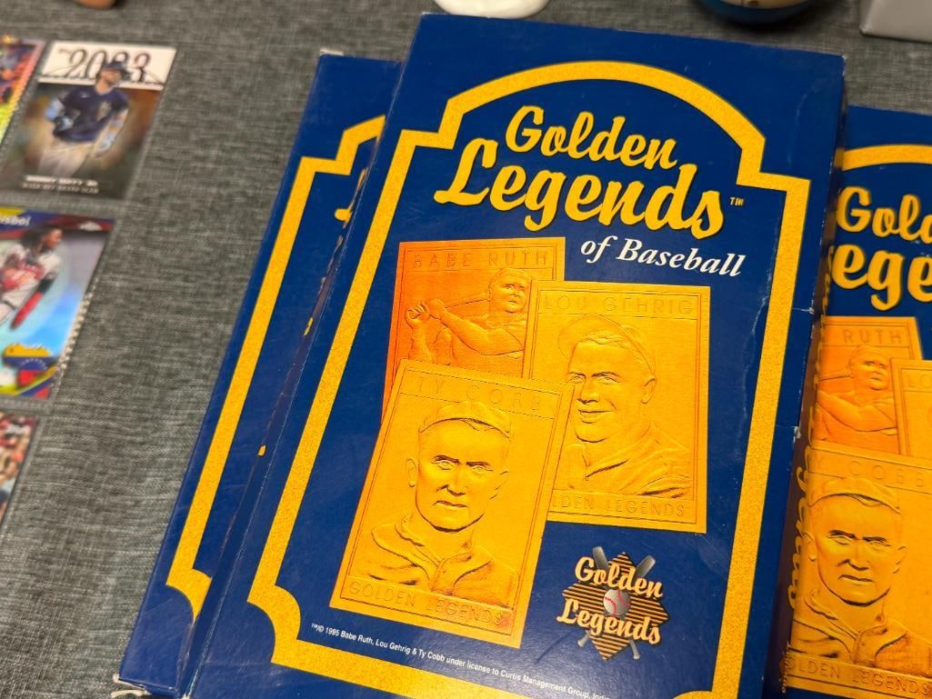 GOLDEN LEGENDS OF BASEBALL GOLD FINISH CARDS WITH STANDS - 2