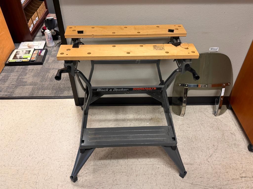 BLACK & DECKER WORKMATE PORTABLE WORK CENTER AND VISE - 2